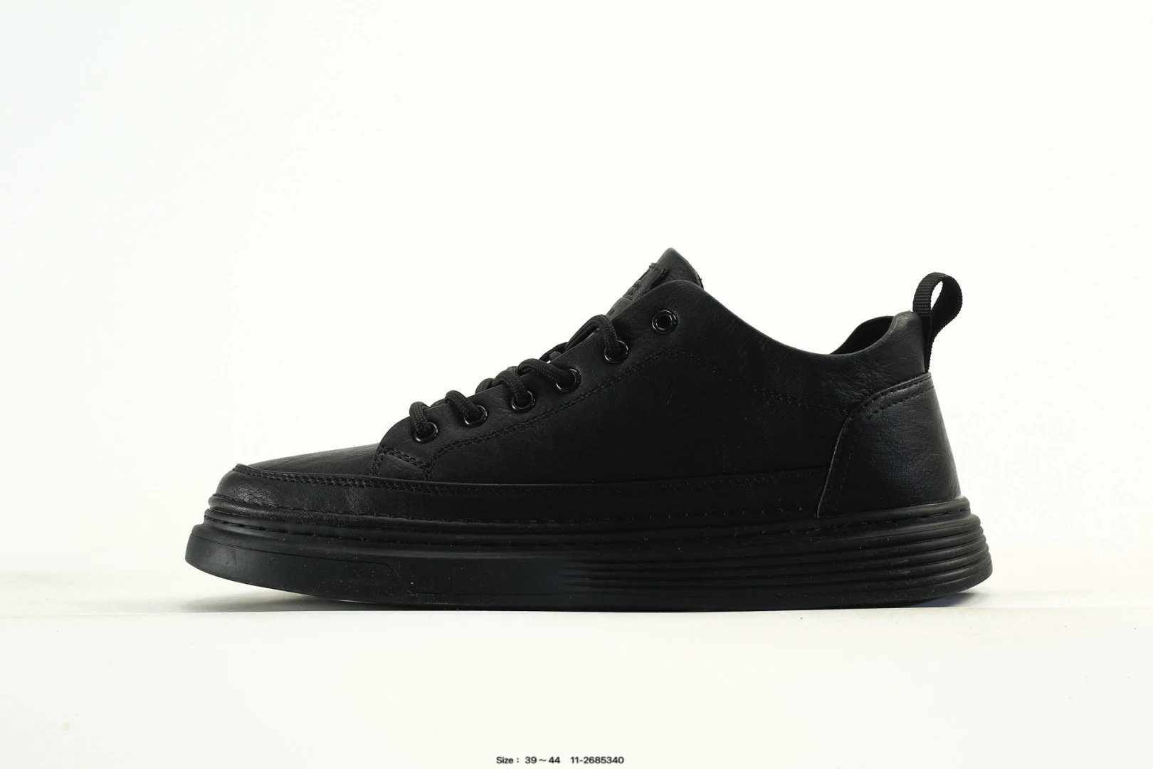 Casual Leather Lightweight Men's Sneakers Onyx Black - Gallery Image 2 - Detailed View