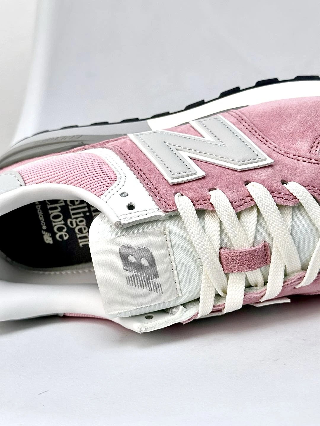 Retro 574 Suede Sneakers Casual Shoes Blossom - Gallery Image 8 - Detailed View