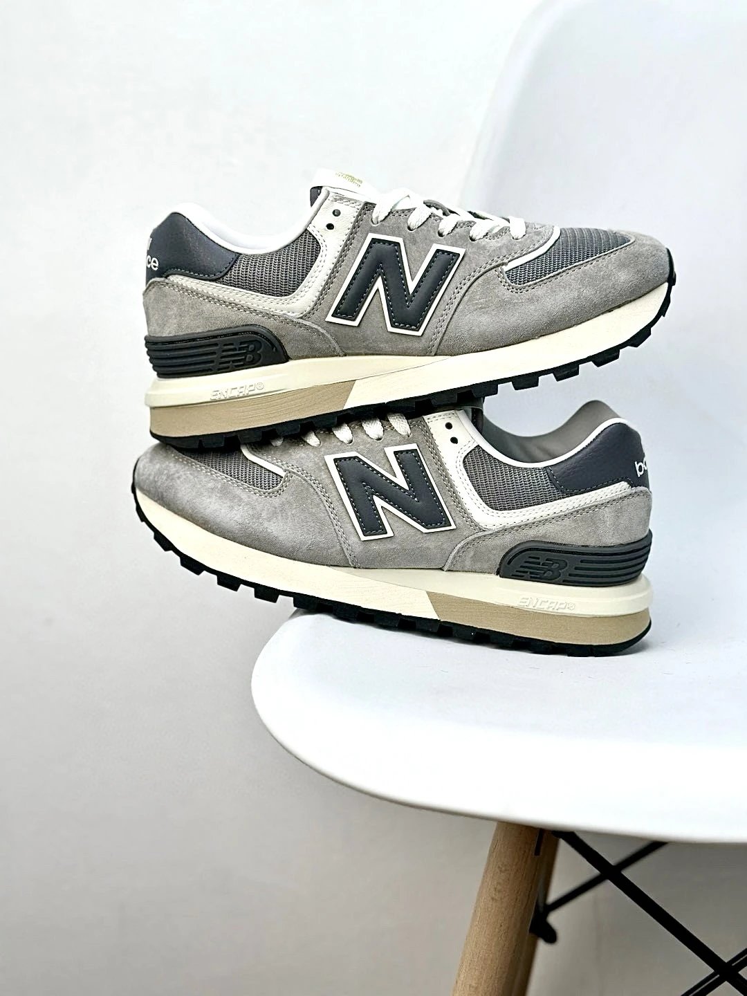 U574 Suede Runner Retro Sneakers, Moonbeam - Gallery Image 2 - Detailed View