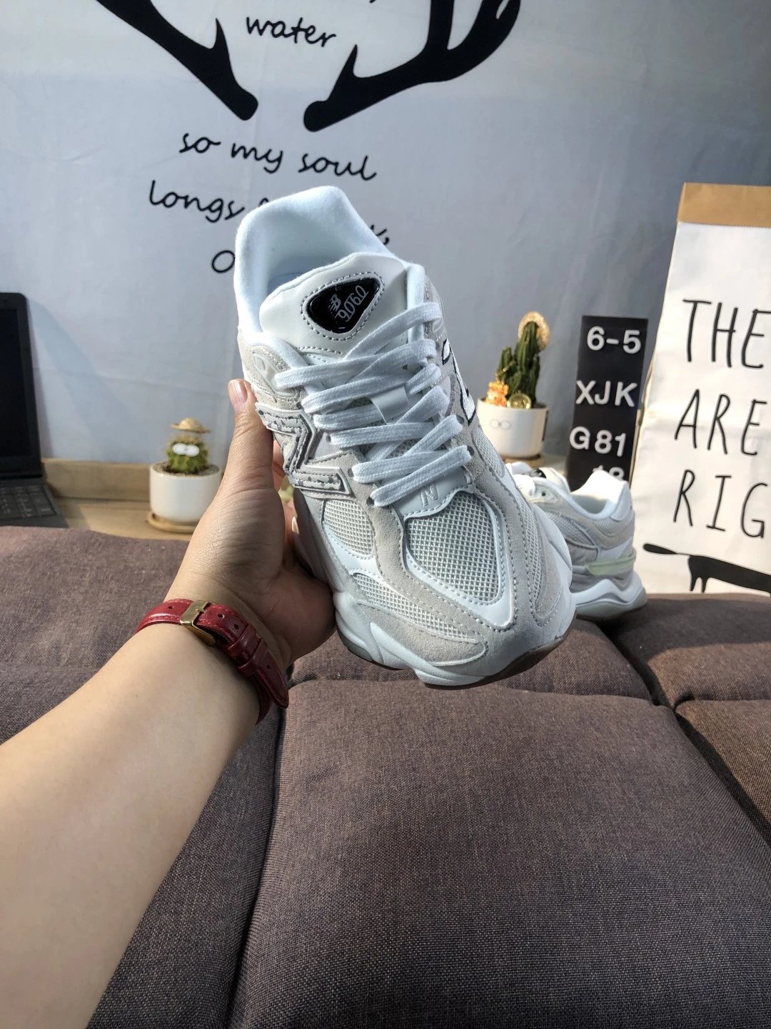 Retro Chunky Sneakers Unisex Athletic Shoes -Oyster - Gallery Image 8 - Detailed View