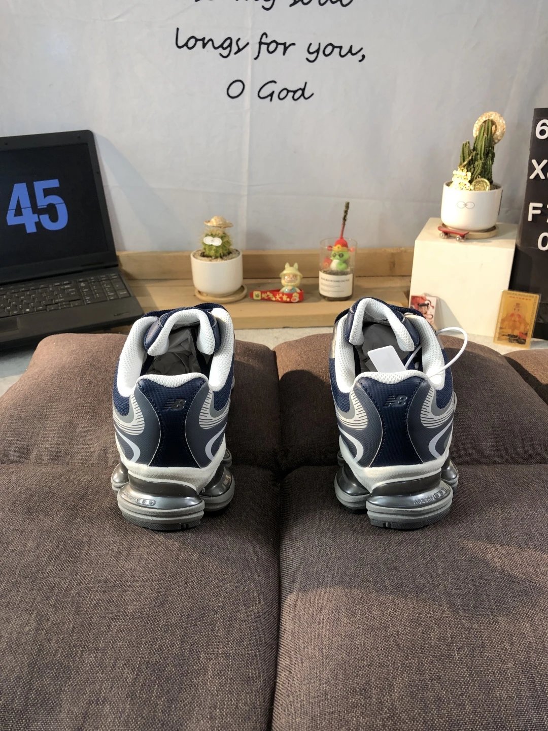 Retro Tech Running Shoes Mesh Sneakers Navy - Gallery Image 4 - Detailed View