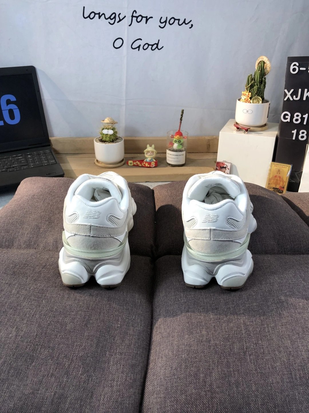 Retro Chunky Sneakers Unisex Athletic Shoes -Oyster - Gallery Image 4 - Detailed View