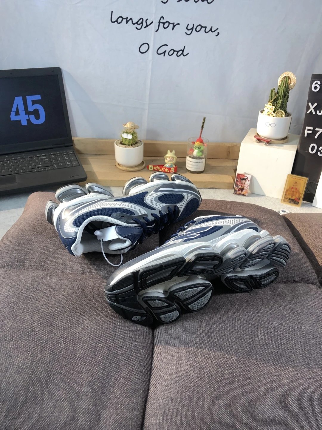 Retro Tech Running Shoes Mesh Sneakers Navy - Gallery Image 6 - Detailed View