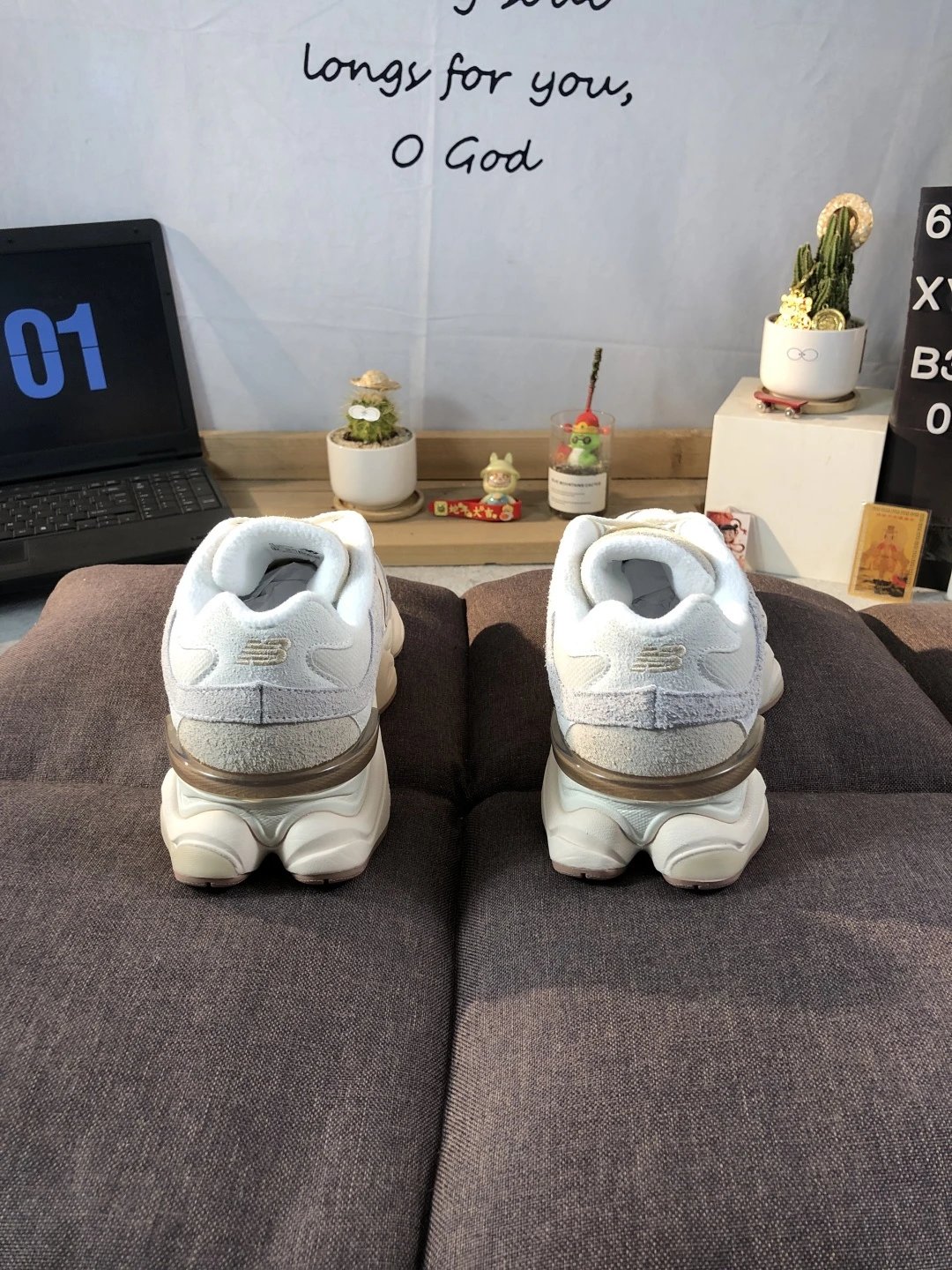 Retro 9060 Chunky Dad Shoes Unisex Ecru - Gallery Image 4 - Detailed View