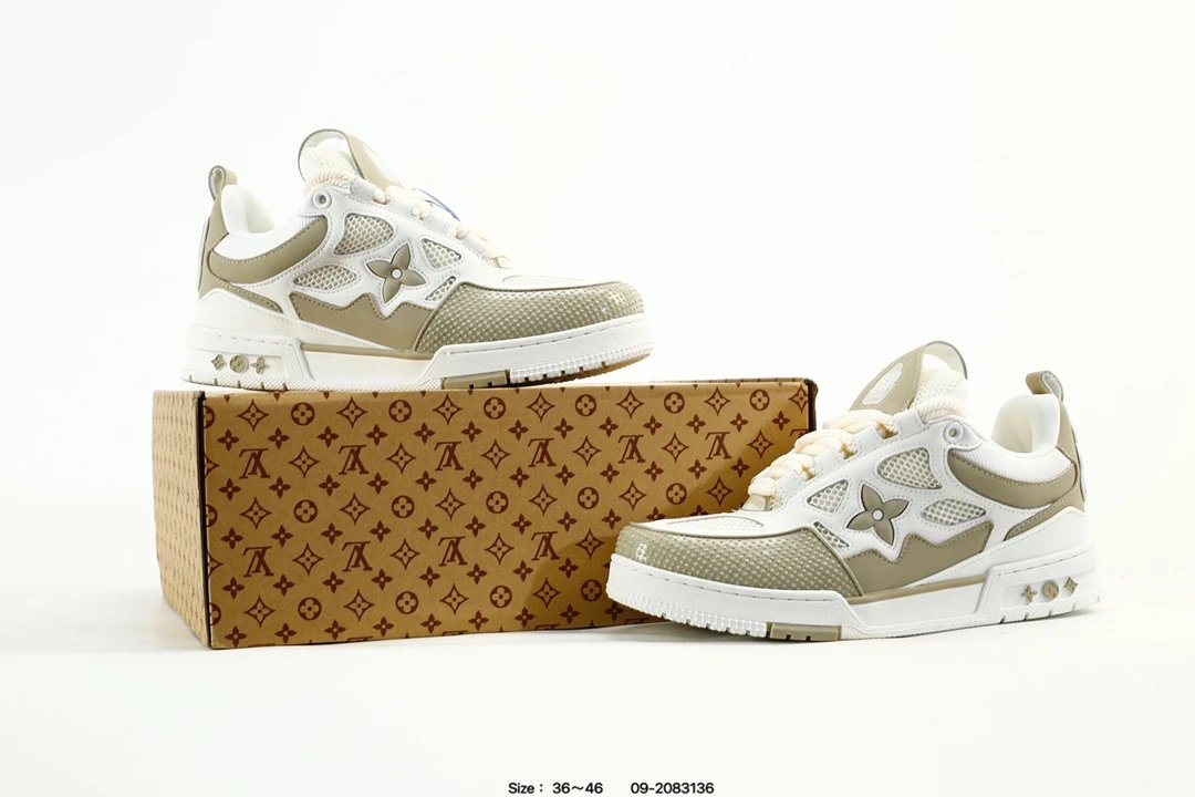 Low Top Leather Trainer Sneakers with 3D Logo Beige - Gallery Image 9 - Detailed View