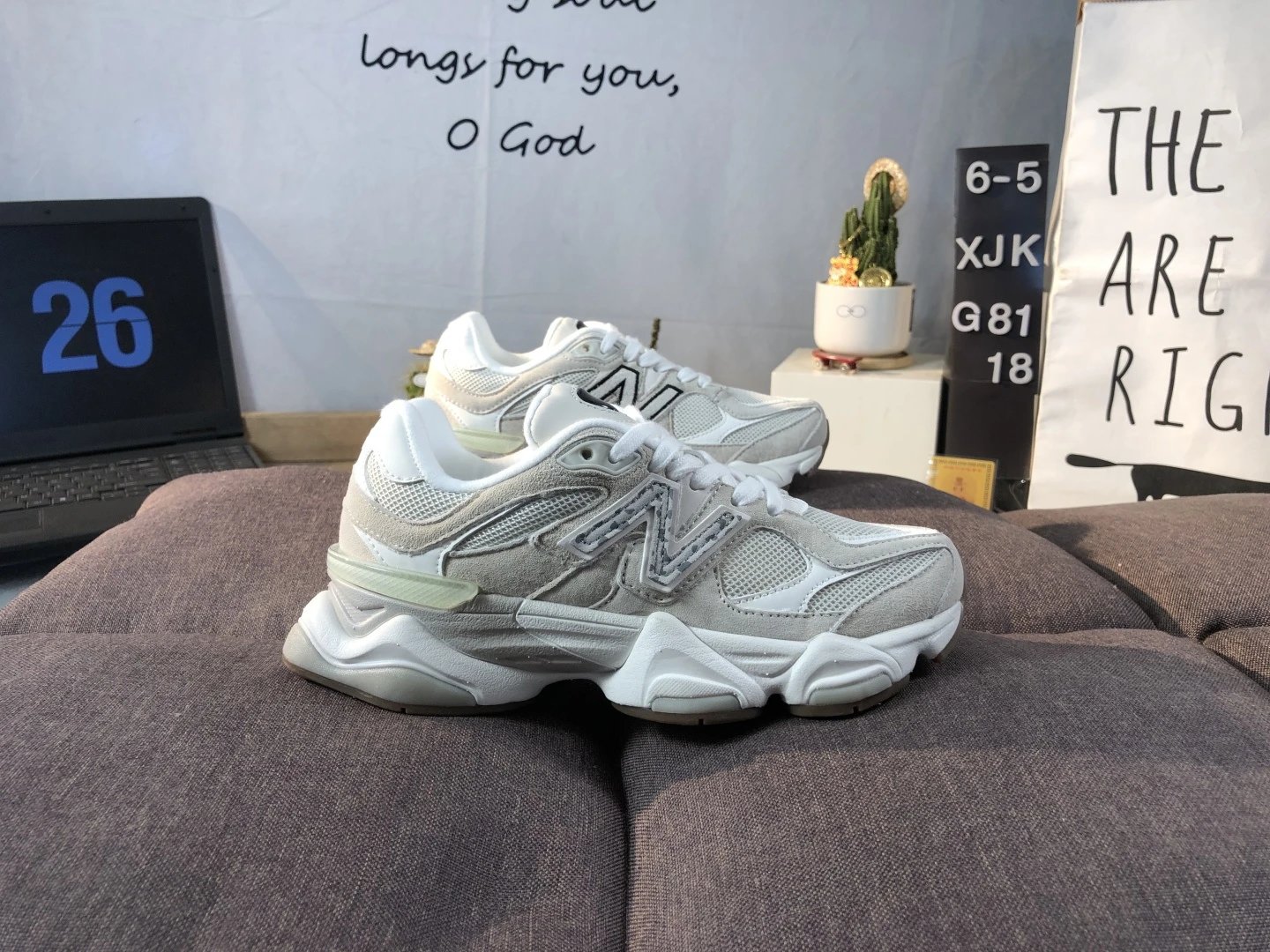 Retro Chunky Sneakers Unisex Athletic Shoes -Oyster - Gallery Image 1 - Detailed View