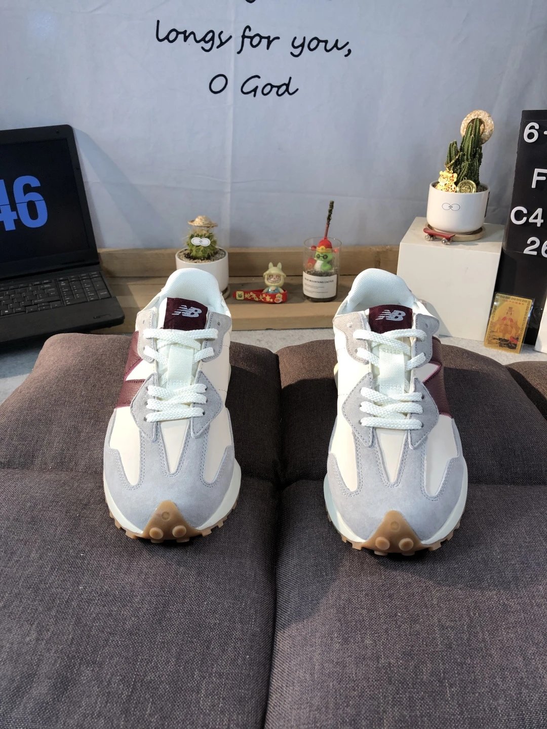 Retro Suede Nylon Sneakers Running Shoes, Burgundy - Gallery Image 2 - Detailed View