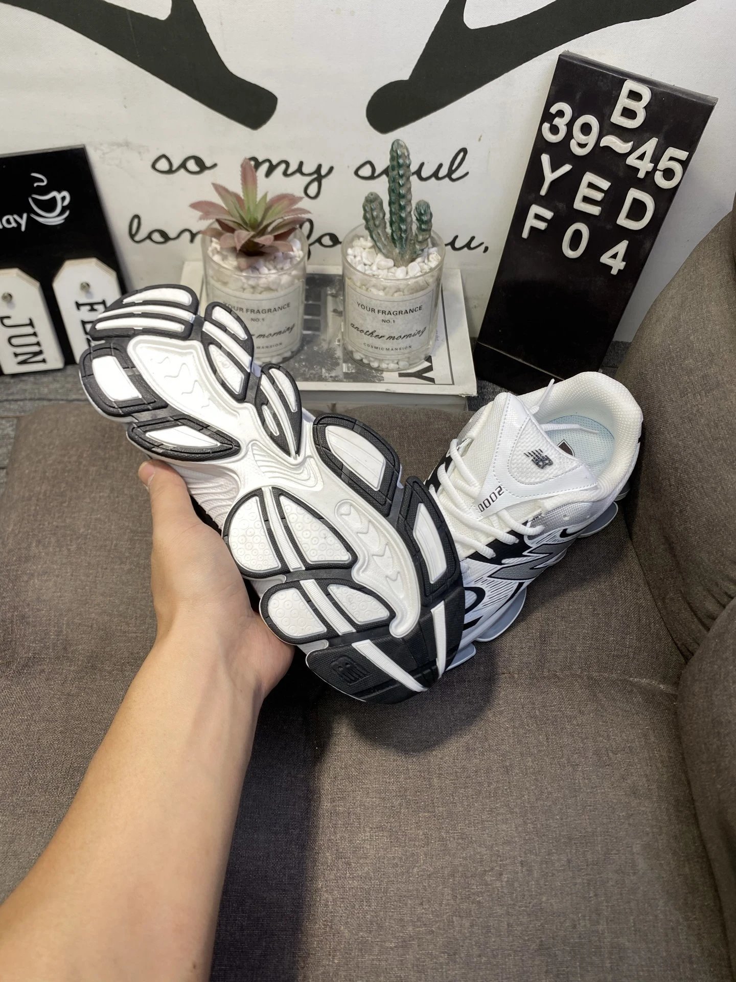 Retro Chunky Sneakers Platform Shoes - Oyster - Gallery Image 5 - Detailed View