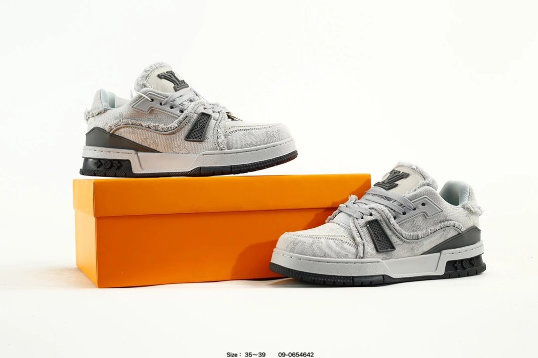 Low Top Leather Trainer Sneakers Casual Non Slip Sky Blue - Gallery Image 7 - Detailed View