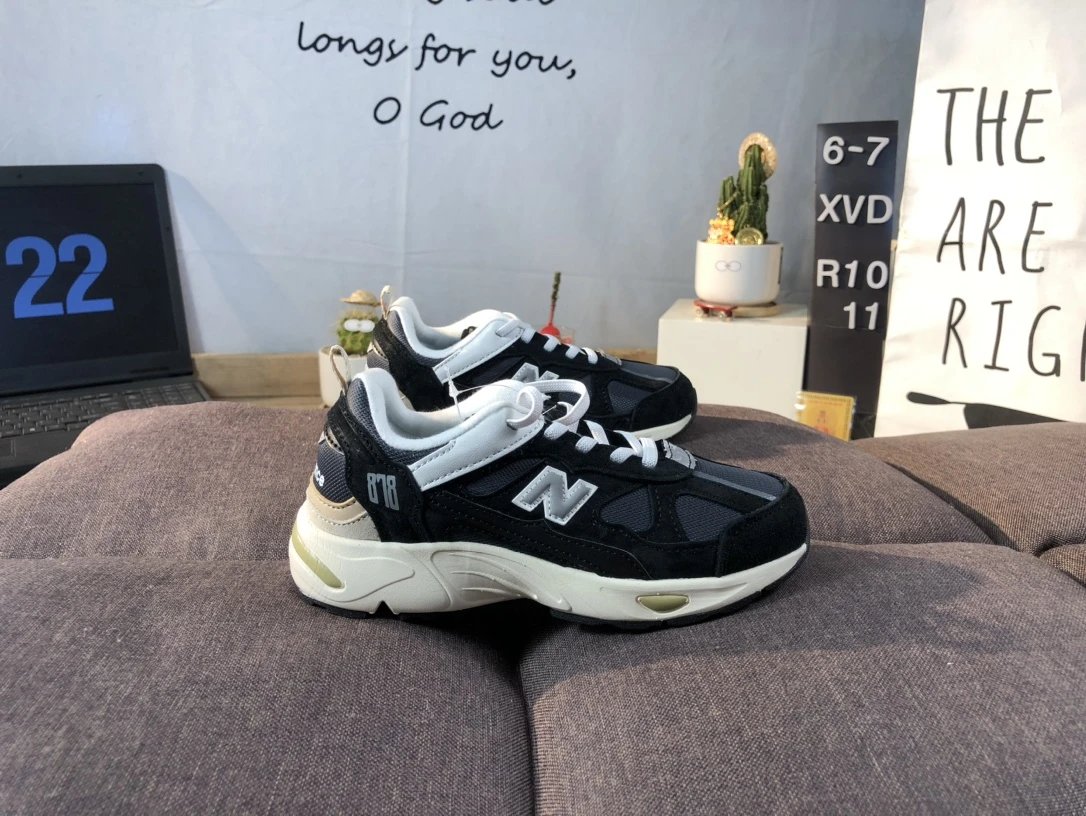 Kids Athleisure Mesh Sneaker Low Top Onyx - Gallery Image 1 - Detailed View