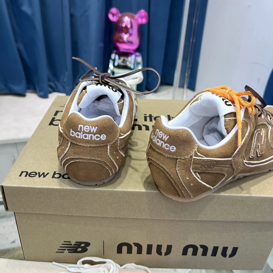 Retro Suede Leather 530 Sneakers Dual Lace Caramel Brown - Gallery Image 8 - Detailed View