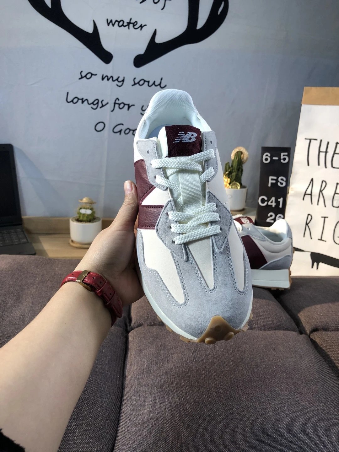 Retro Suede Nylon Sneakers Running Shoes, Burgundy - Gallery Image 8 - Detailed View