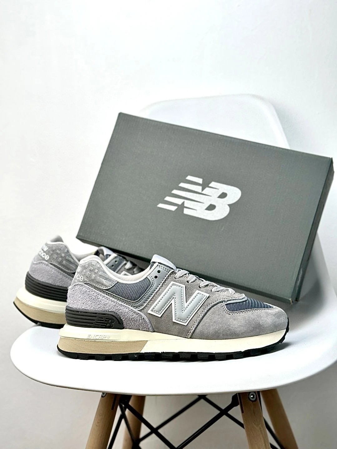 Retro Suede Mesh Sneakers Running Shoes Nimbus Gray - Gallery Image 9 - Detailed View