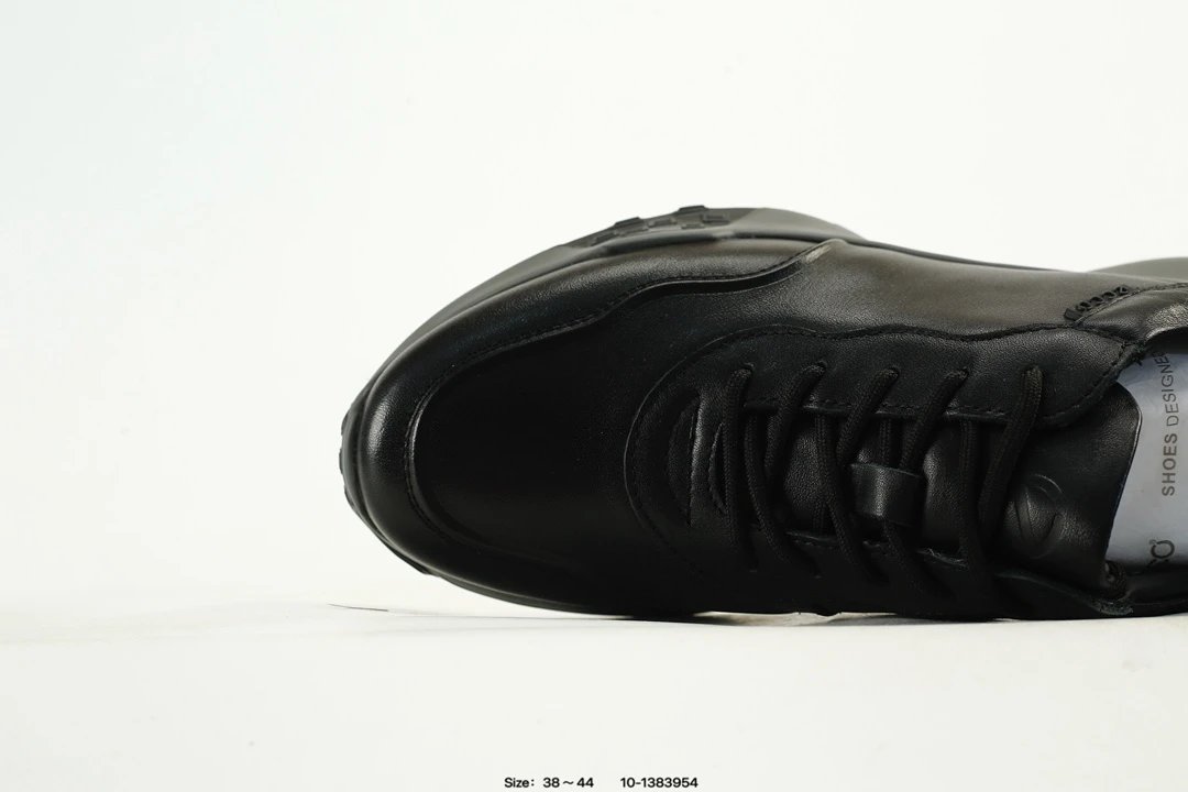 ECCO Classic Leather Sneakers Black - Gallery Image 5 - Detailed View