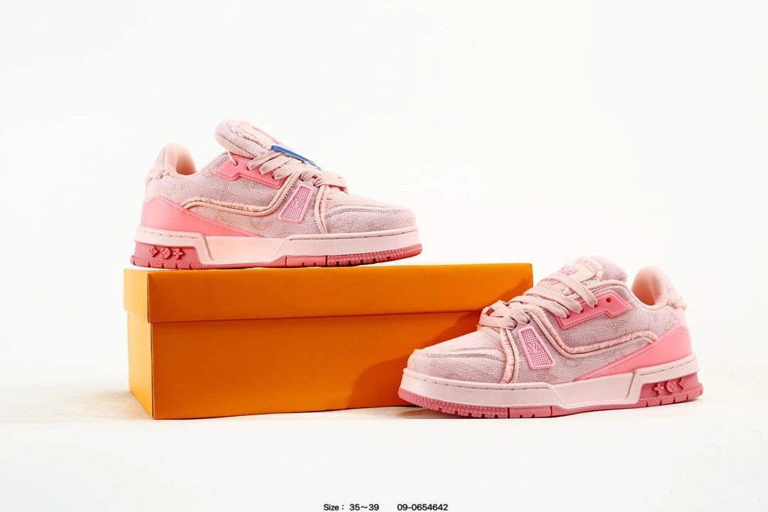 Low Top Leather Trainer Sneakers Casual Non Slip Sky Blue - Gallery Image 5 - Detailed View