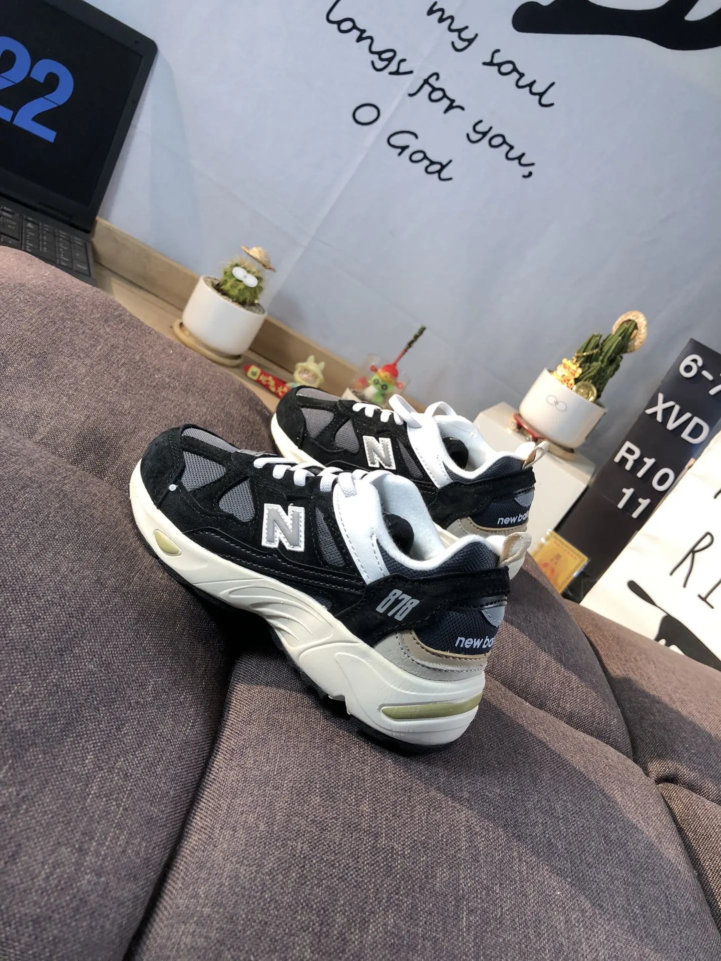 Kids Athleisure Mesh Sneaker Low Top Onyx - Gallery Image 5 - Detailed View