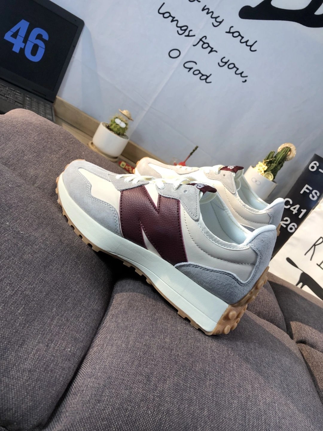 Retro Suede Nylon Sneakers Running Shoes, Burgundy - Gallery Image 5 - Detailed View