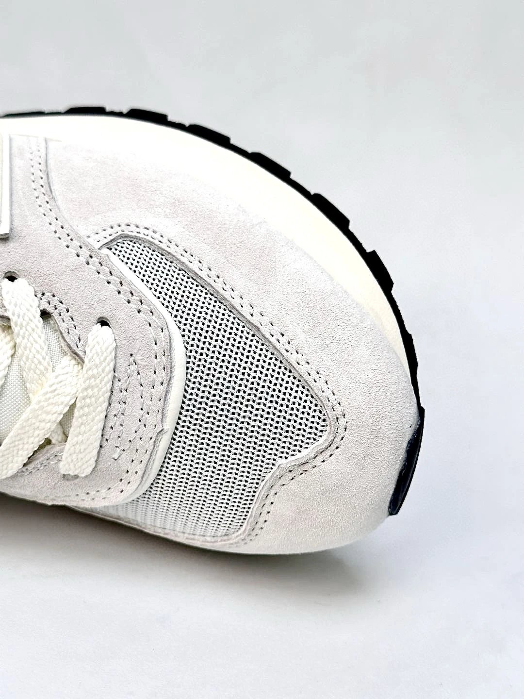 Retro Suede Sneaker Running Shoes in Off White - Gallery Image 7 - Detailed View