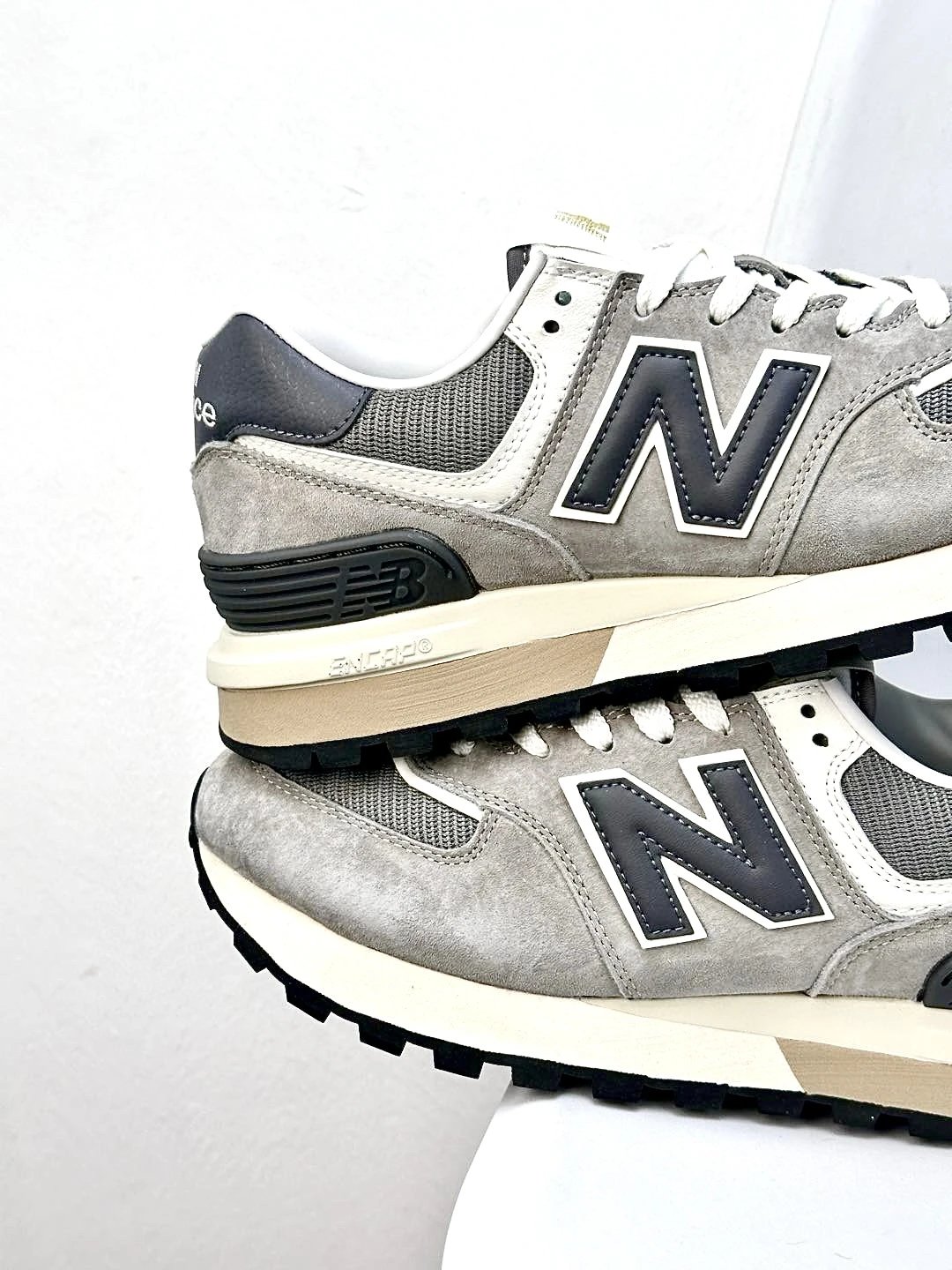 U574 Suede Runner Retro Sneakers, Moonbeam - Gallery Image 3 - Detailed View