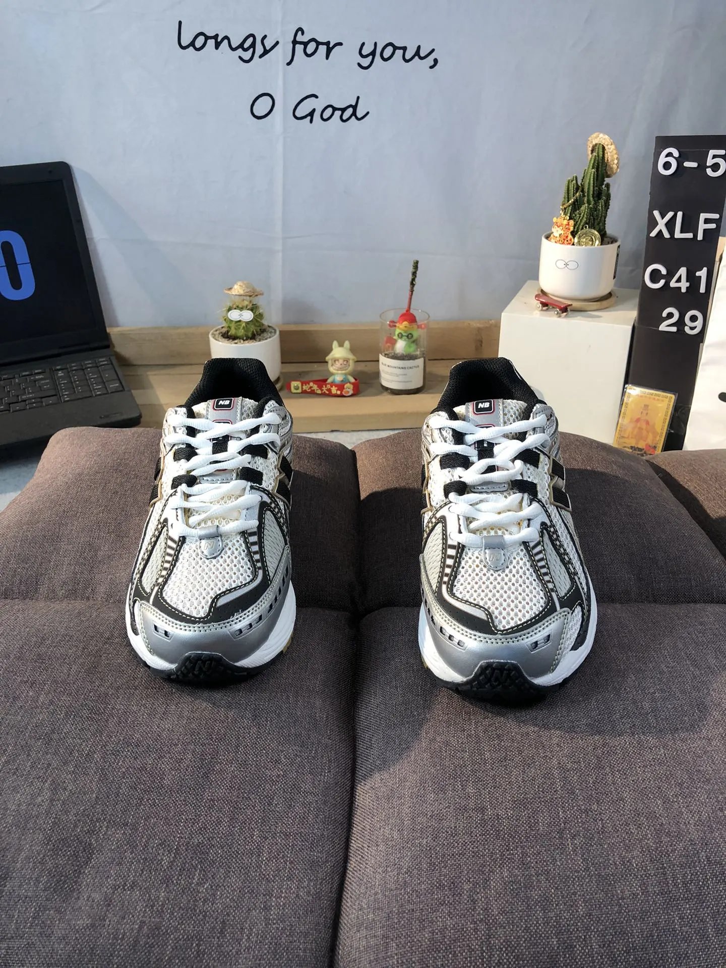 New Balance 1906R Retro Running Shoes, Silver - Gallery Image 2 - Detailed View