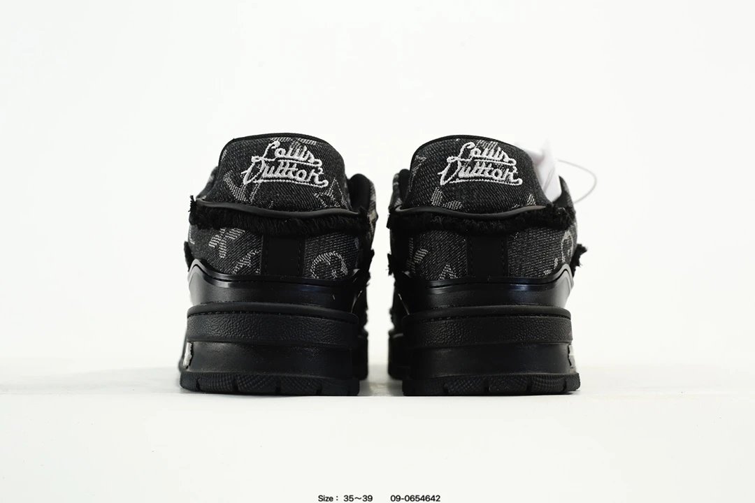 Luxury Low Top Trainer Sneaker Leather with Charcoal Black - Gallery Image 7 - Detailed View