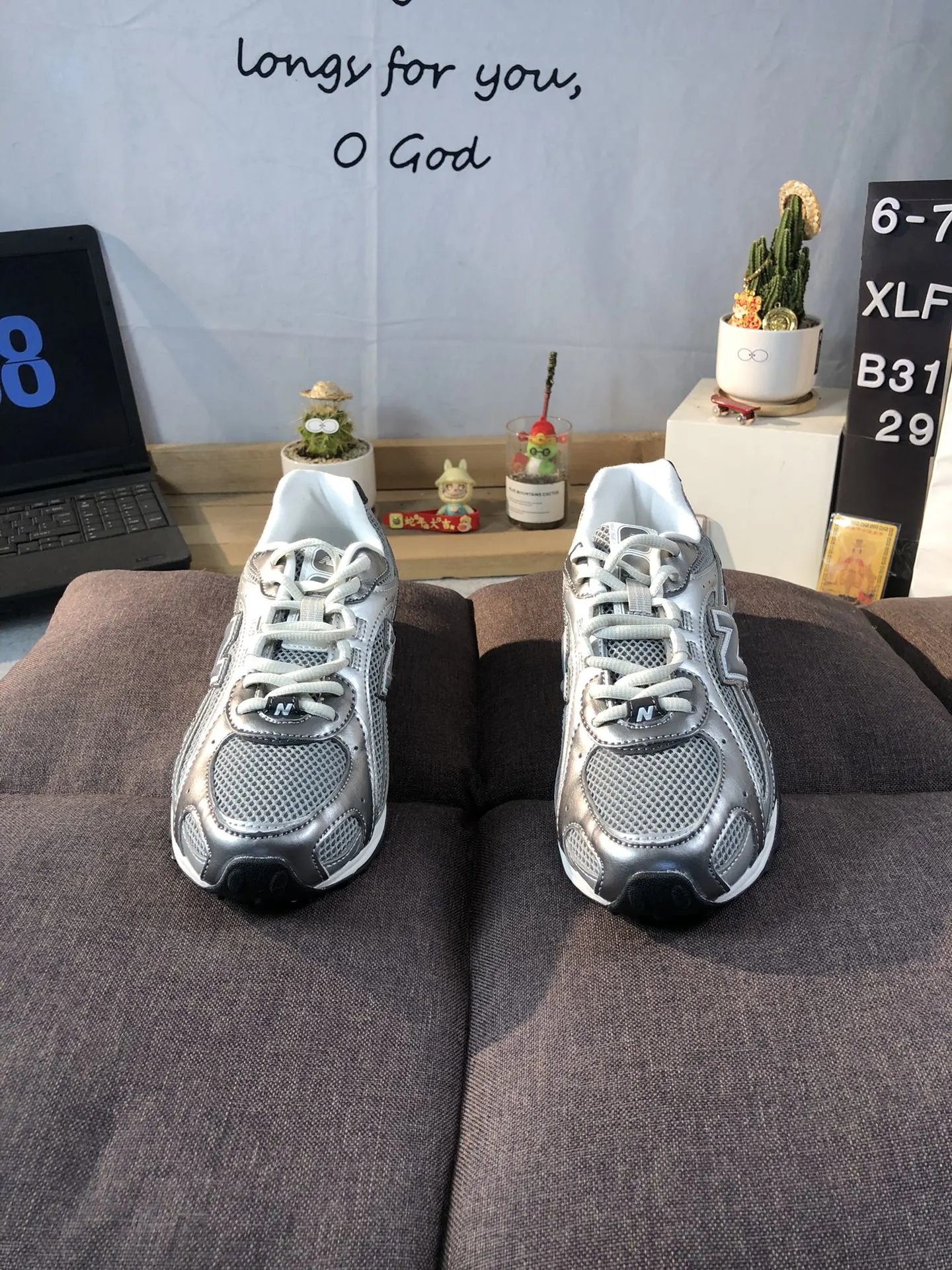 Casual NB 204L Series Cushioning Sneakers in Silver - Gallery Image 2 - Detailed View