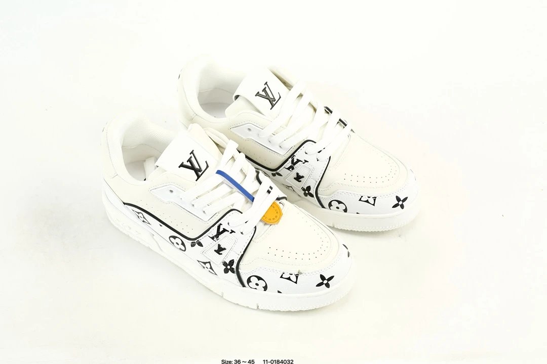 Luxury Leather Trainer Sneaker Low with Monogram White - Gallery Image 8 - Detailed View