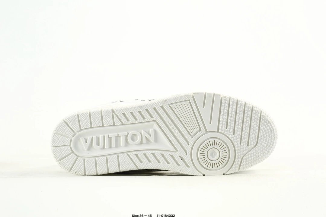 Luxury Leather Trainer Sneaker Low with Monogram White - Gallery Image 6 - Detailed View