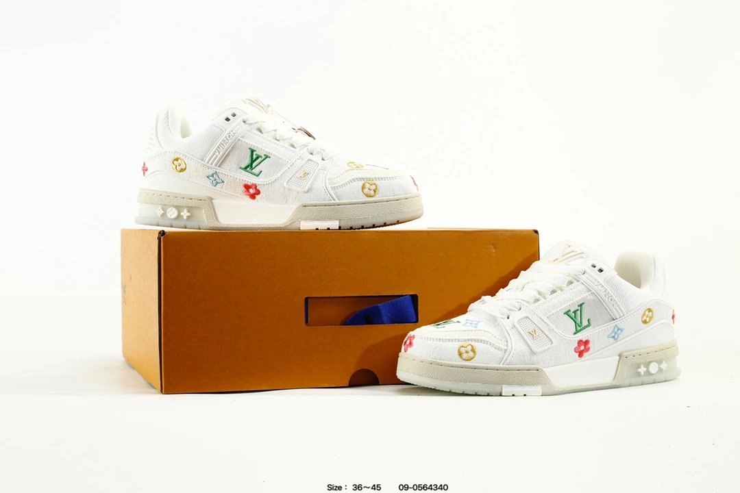 Luxury Low Top Trainer Sneakers Leather Denim Navy - Gallery Image 7 - Detailed View