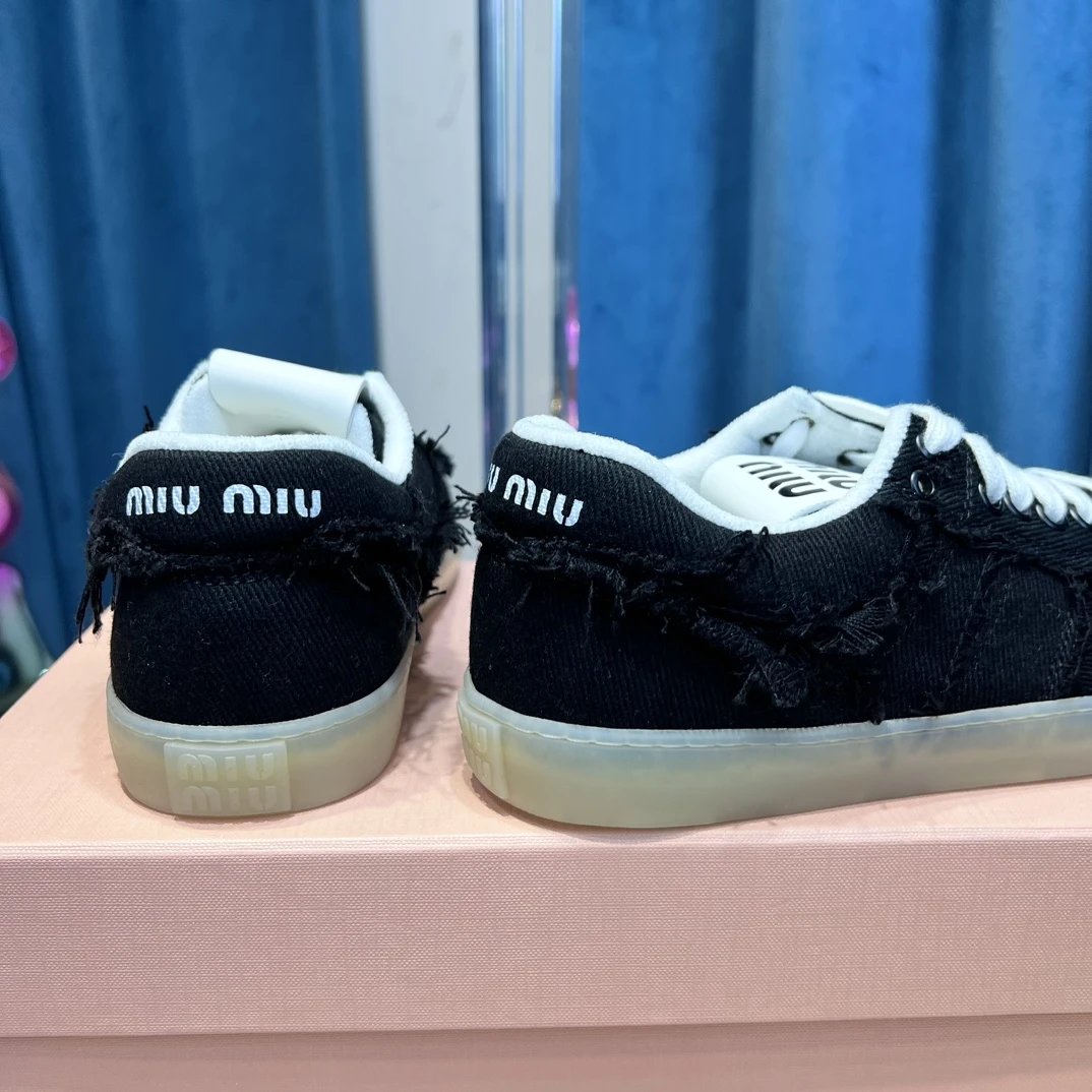 Retro Frayed Canvas Skate Sneakers in Midnight Black - Gallery Image 8 - Detailed View