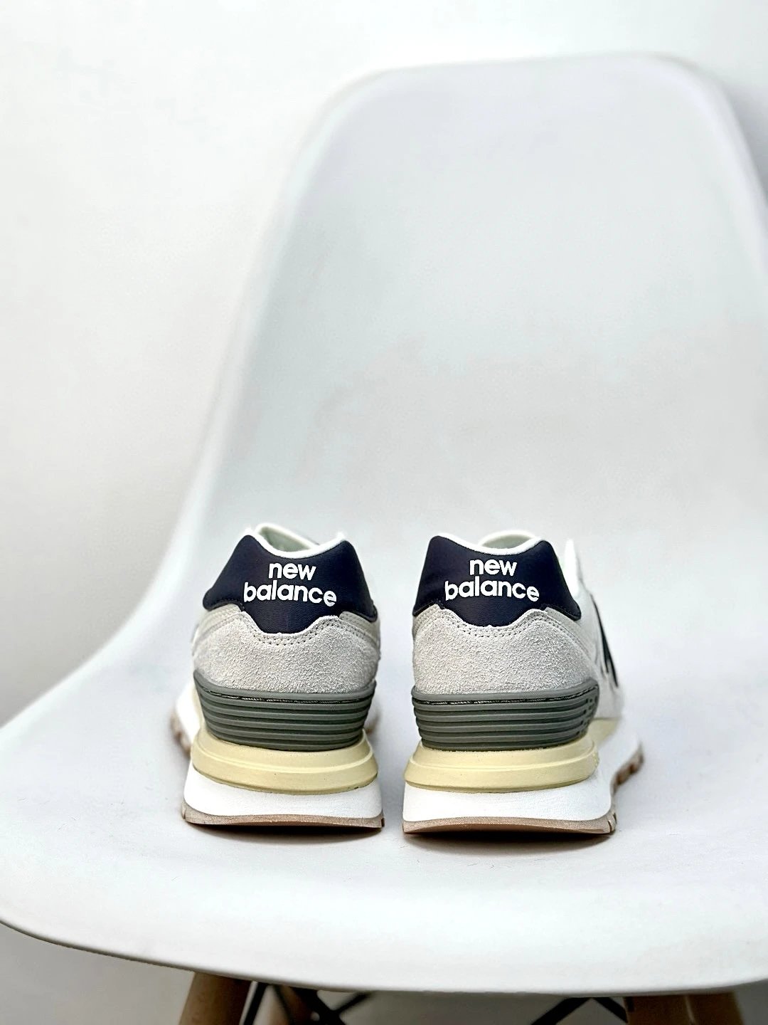 574 Series Suede Casual Sneakers Oyster White - Gallery Image 5 - Detailed View