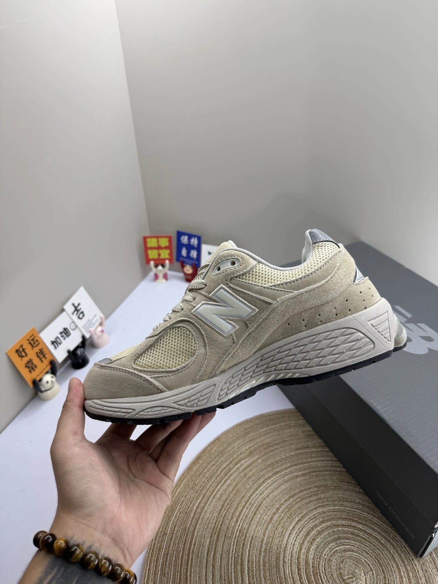 2002R Retro Mesh Suede Cushion Running Sneakers Warm Sand - Gallery Image 3 - Detailed View