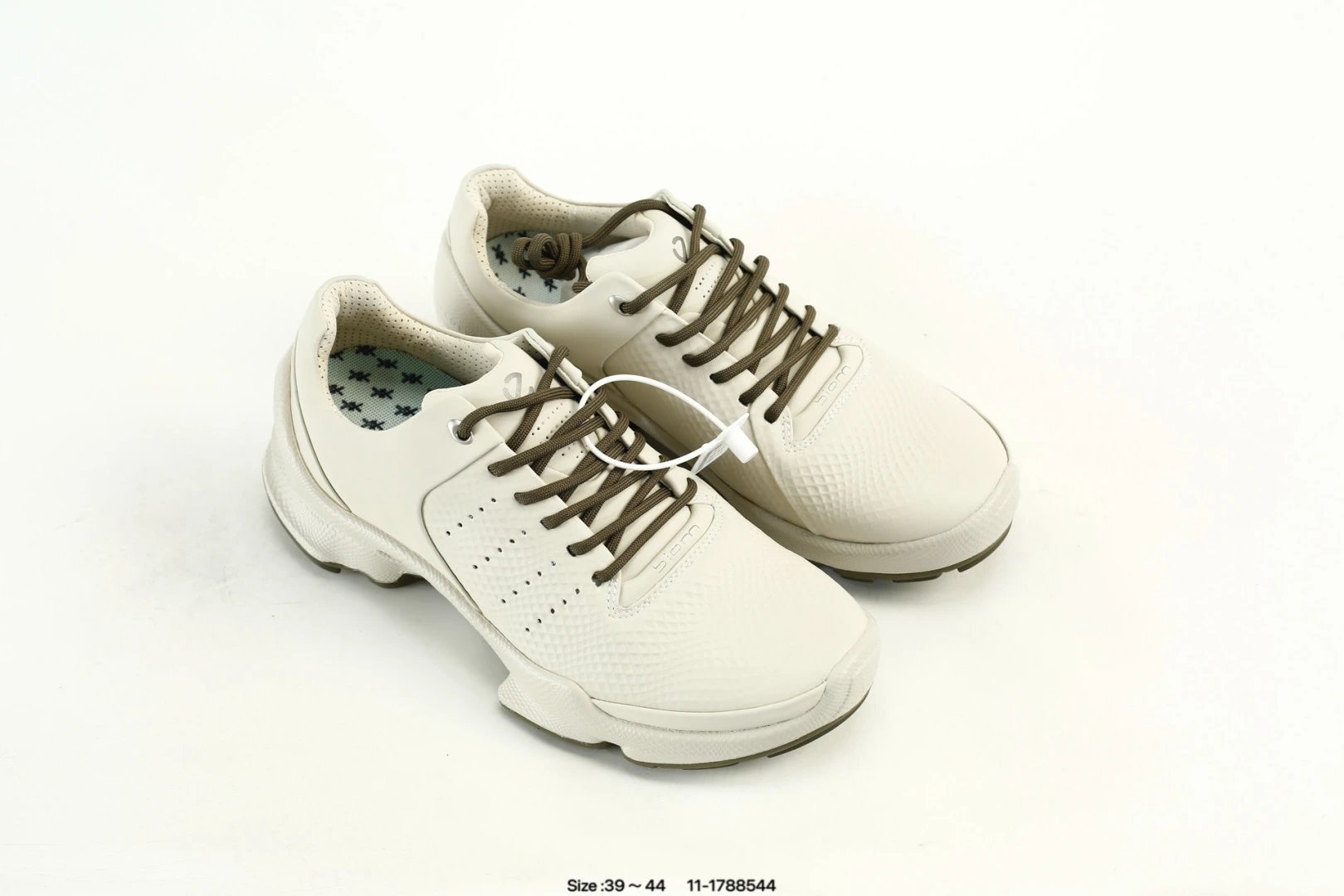 Casual Leather Sneakers Low Top Walking Shoes - Ecru - Gallery Image 6 - Detailed View