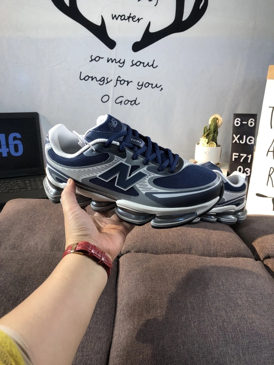 Retro Tech Running Shoes Mesh Sneakers Navy - Gallery Image 7 - Detailed View