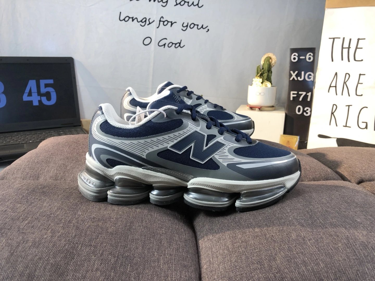 Retro Tech Running Shoes Mesh Sneakers Navy - Gallery Image 1 - Detailed View