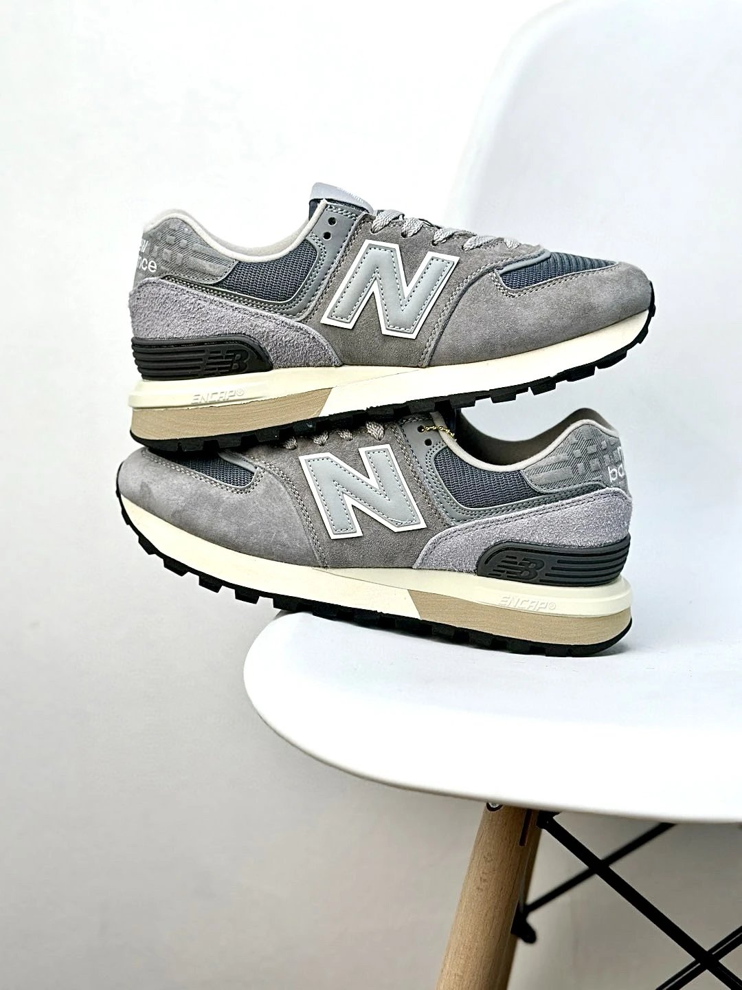Retro Suede Mesh Sneakers Running Shoes Nimbus Gray - Gallery Image 2 - Detailed View