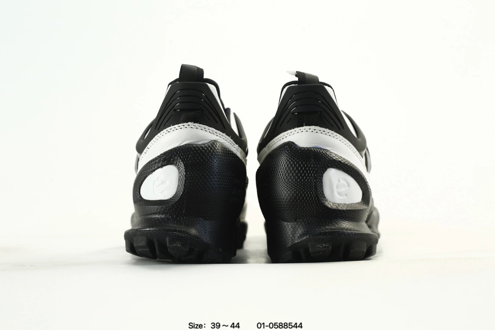 ECCO Leather Casual Sneakers White Black - Gallery Image 4 - Detailed View