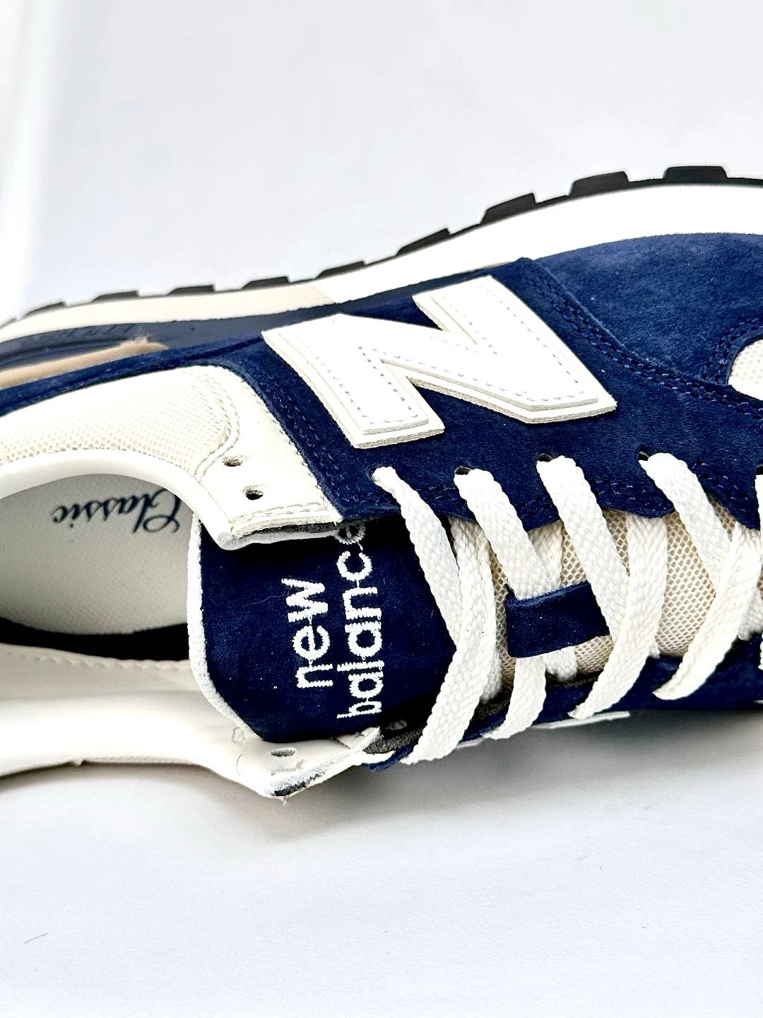 Suede Retro Running Shoes Navy Blazer - Gallery Image 8 - Detailed View