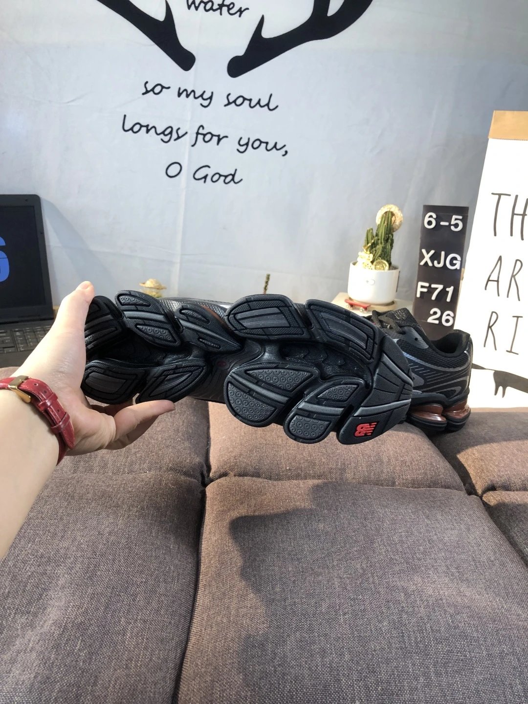 Retro NB 2000 Mesh Sneakers Running Shoes Umber - Gallery Image 9 - Detailed View