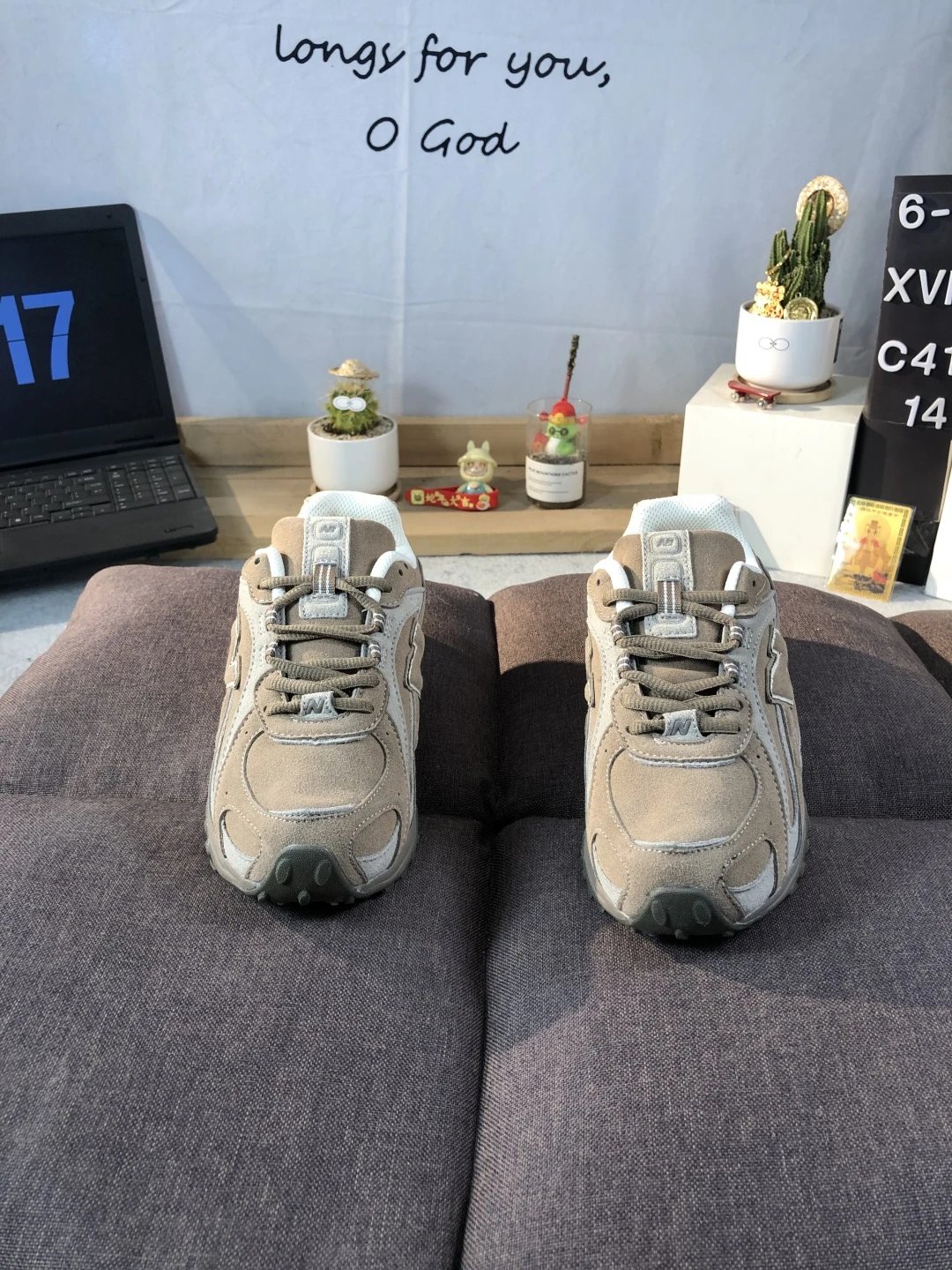 Retro Leather Running Dad Shoes Flint - Gallery Image 2 - Detailed View