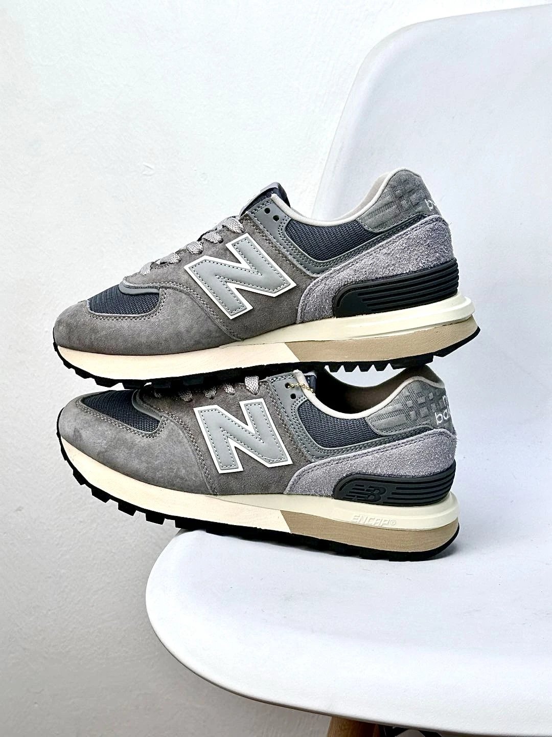 Retro Suede Mesh Sneakers Running Shoes Nimbus Gray - Gallery Image 4 - Detailed View