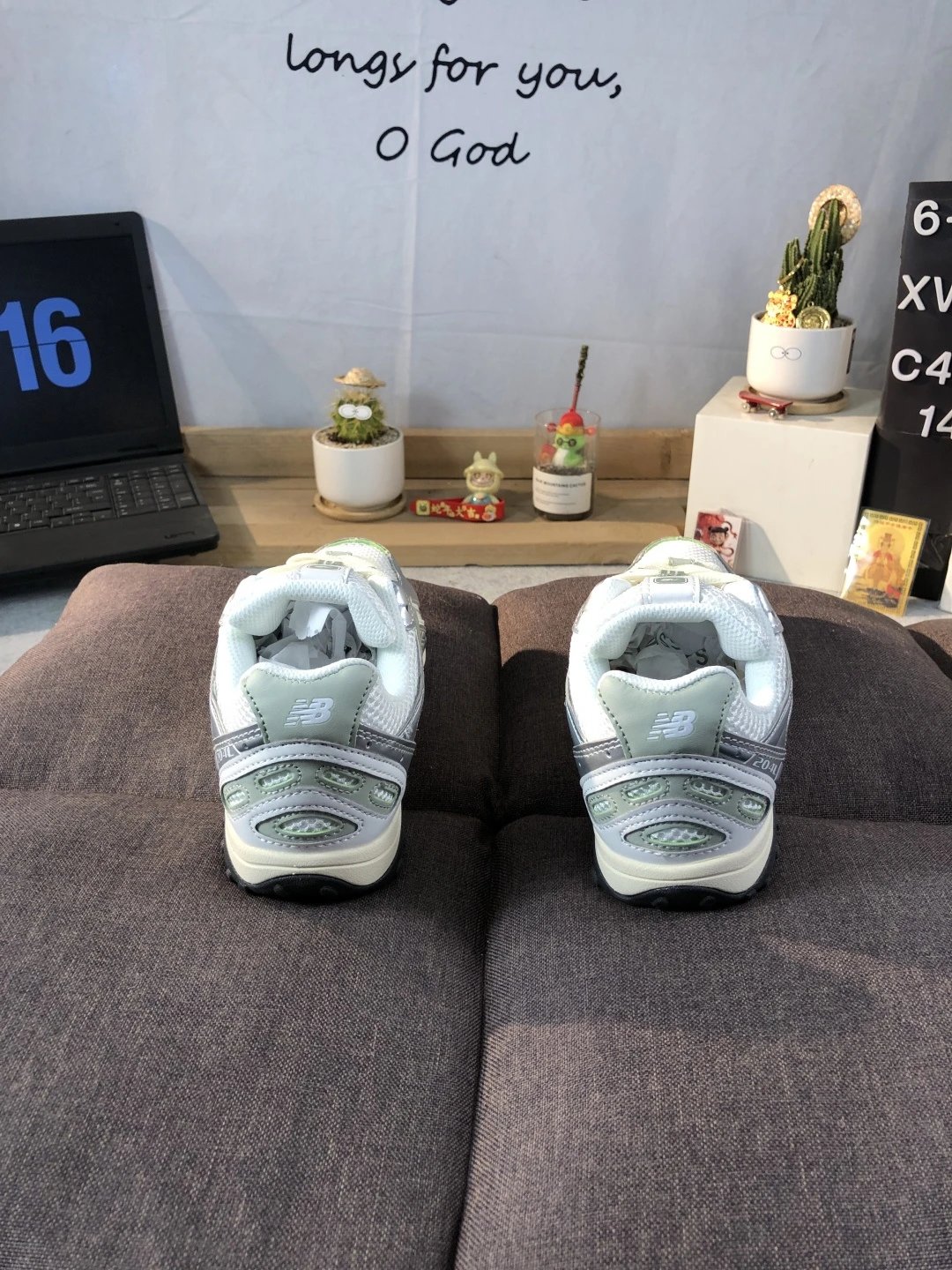 Retro Dad Running Shoes, Leather Mesh, Silver Sage - Gallery Image 4 - Detailed View