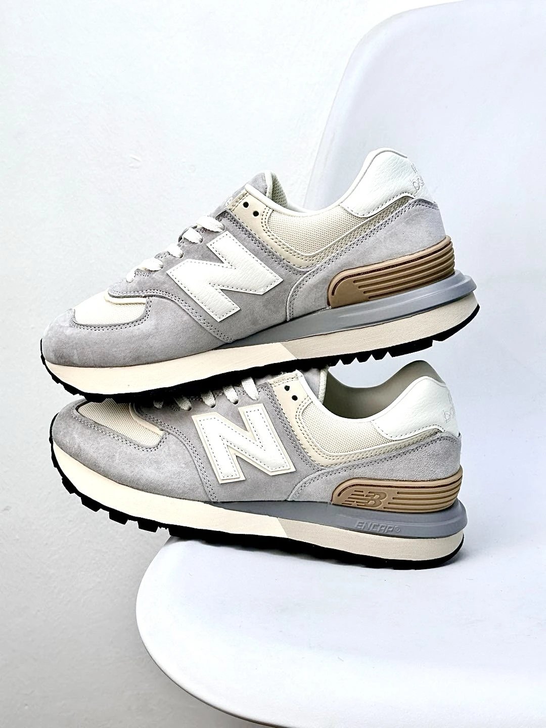 Retro Suede Running Shoes Lifestyle Sneakers Dove - Gallery Image 4 - Detailed View