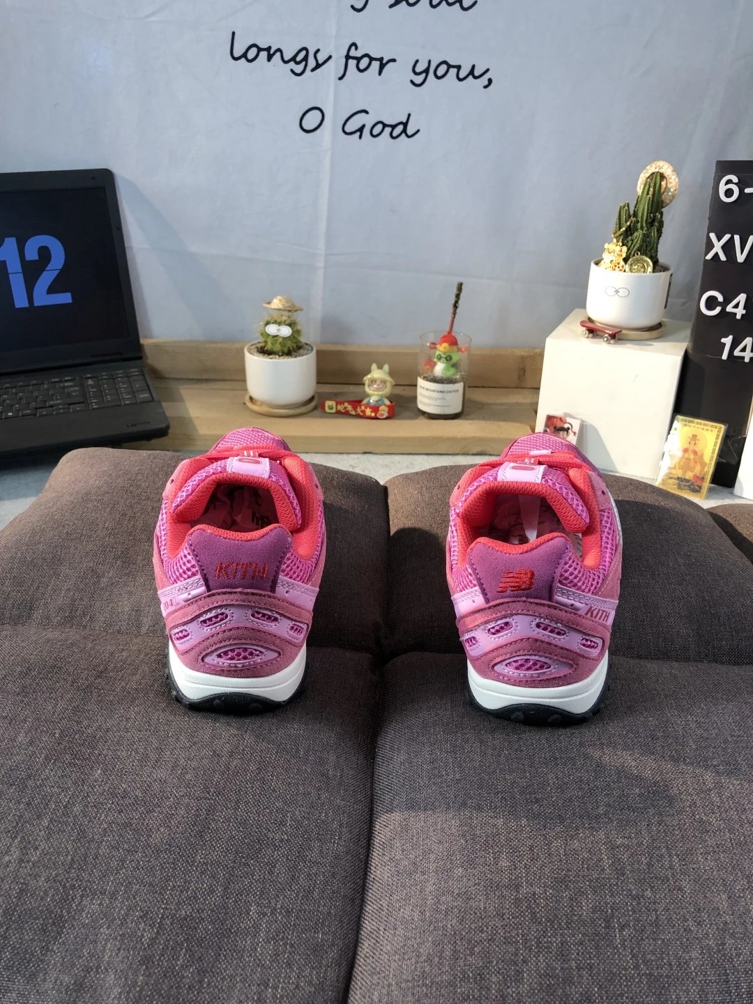 Retro Suede Running Dad Shoes Rose - Gallery Image 4 - Detailed View