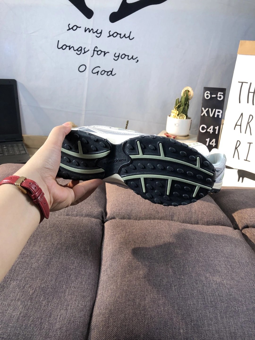 Retro Dad Running Shoes, Leather Mesh, Silver Sage - Gallery Image 9 - Detailed View