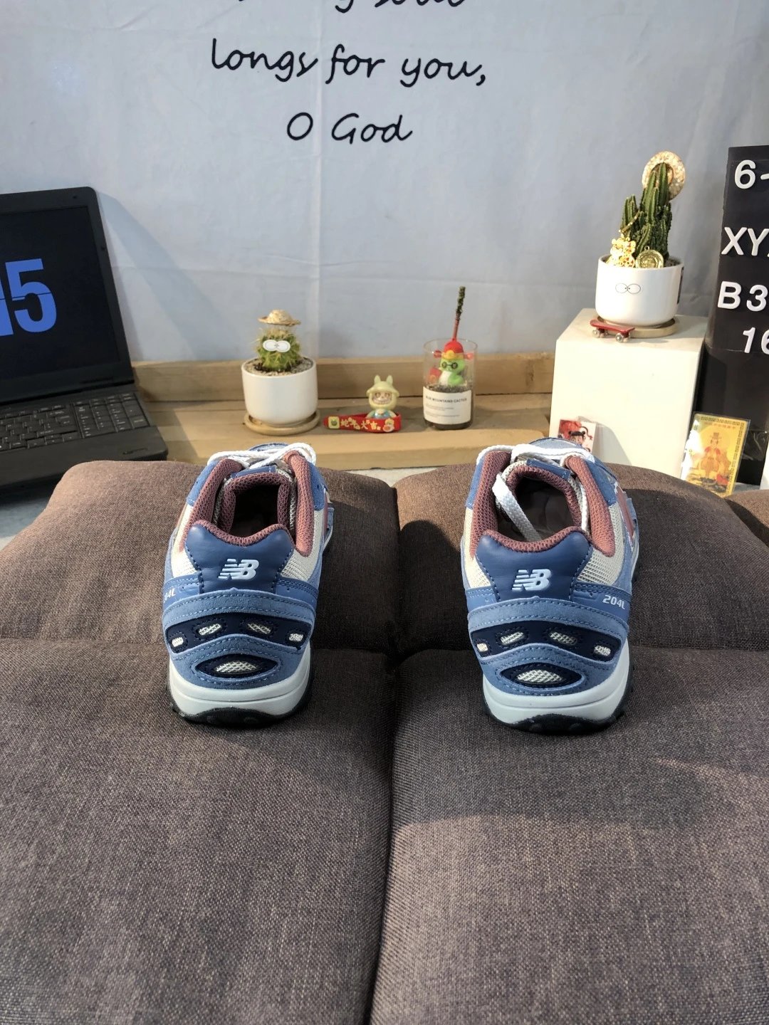 New Balance 204L Low Casual Shoes Cornflower - Gallery Image 4 - Detailed View