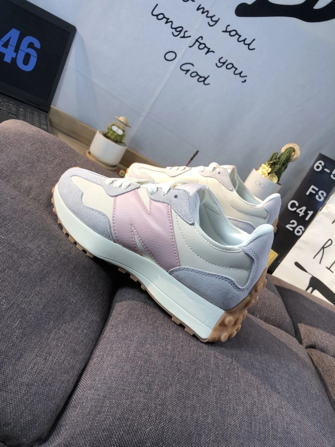 Retro Suede Sneakers Nylon Running Shoes Mauve - Gallery Image 5 - Detailed View