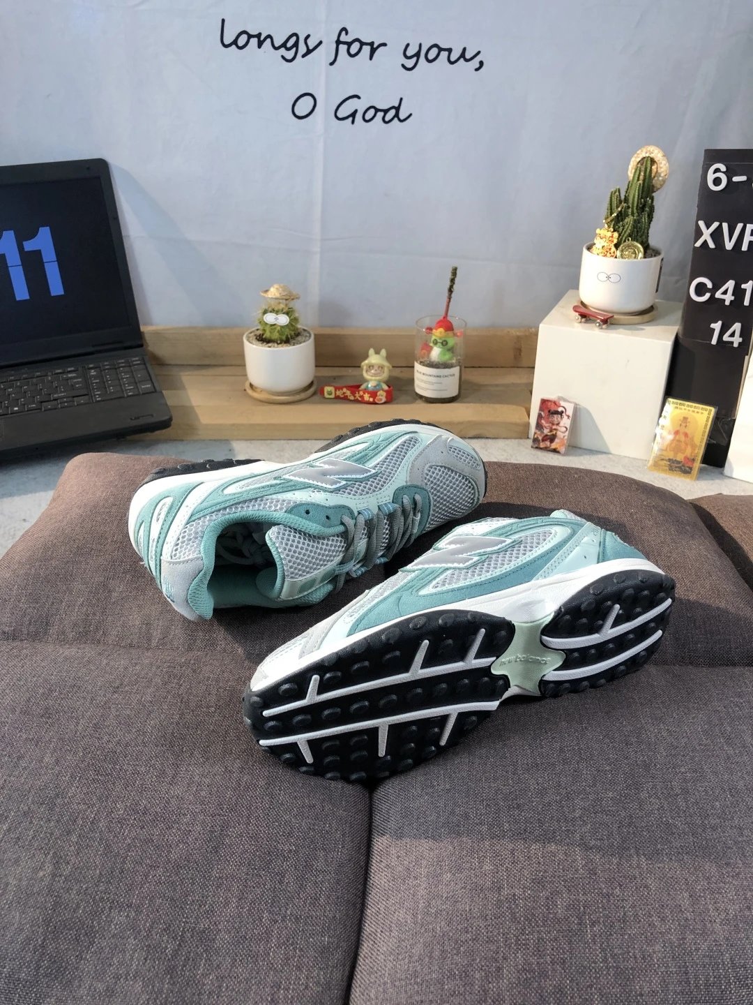 Retro Running Dad Shoes Teal - Gallery Image 6 - Detailed View