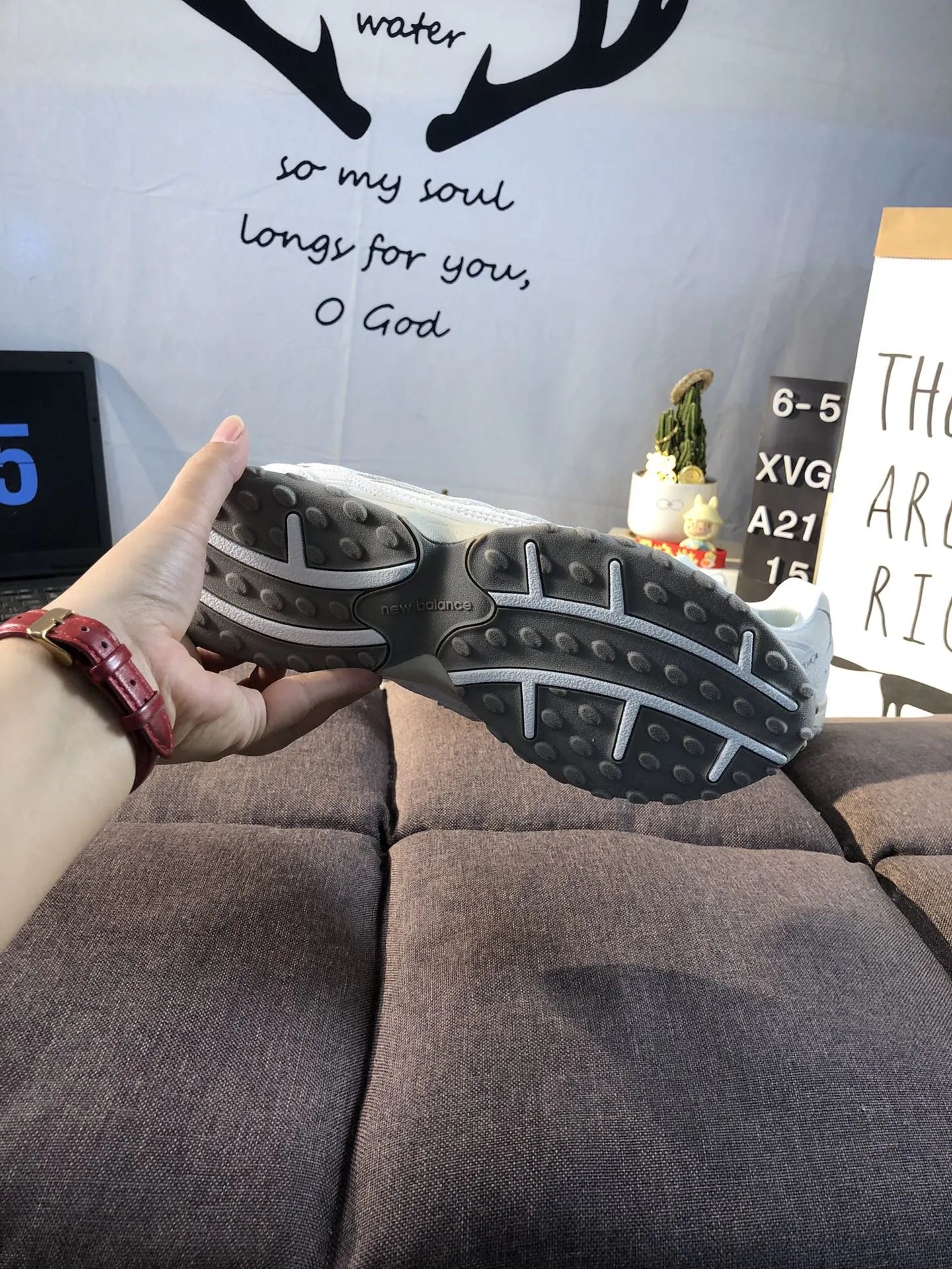 Casual Leather Sneakers Low Top Trainers Vaporous Gray - Gallery Image 9 - Detailed View