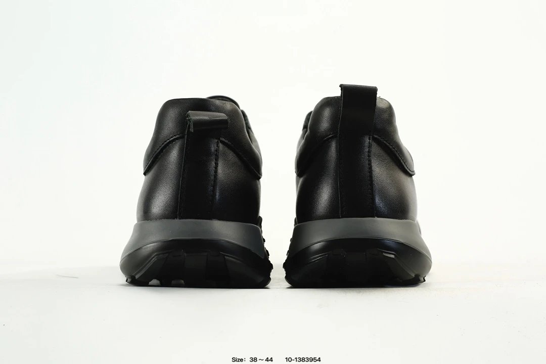 ECCO Classic Leather Sneakers Black - Gallery Image 7 - Detailed View